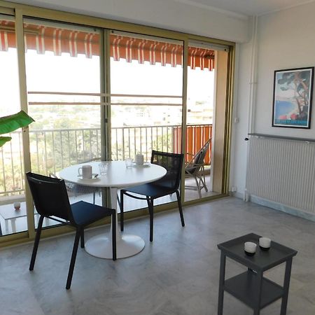 Charming T2 Eden Park With Swimming Pool Private Parking Apartment ฌวง-เลส์-แป็งส์ ภายนอก รูปภาพ