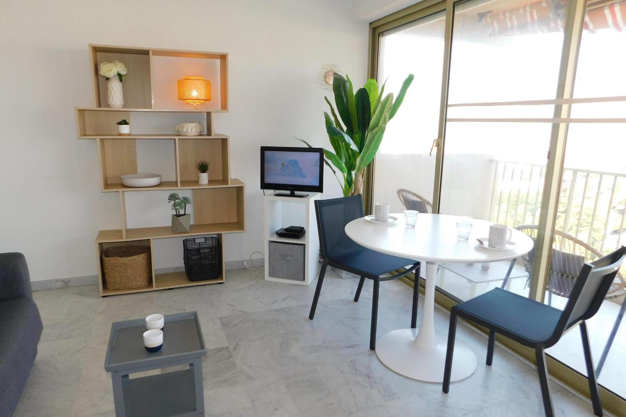 Charming T2 Eden Park With Swimming Pool Private Parking Apartment ฌวง-เลส์-แป็งส์ ภายนอก รูปภาพ